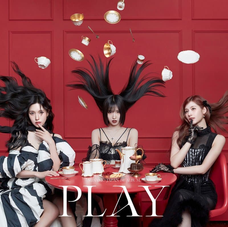Portada de PLAY