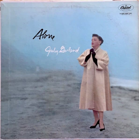 Portada de Alone