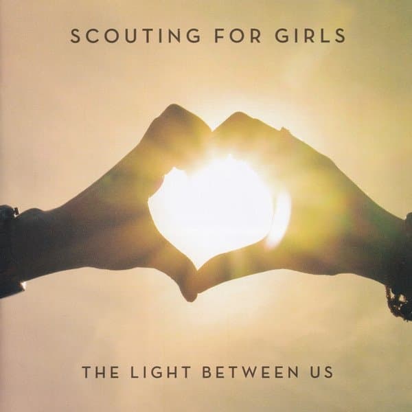 Portada de The Light Between Us